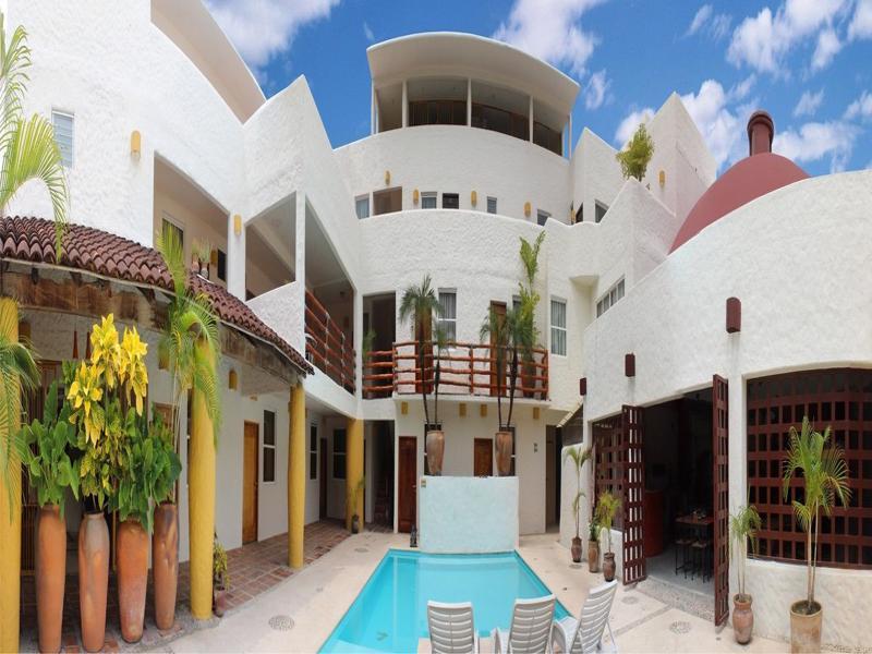 Hotel Plaza Tangolunda Exterior photo